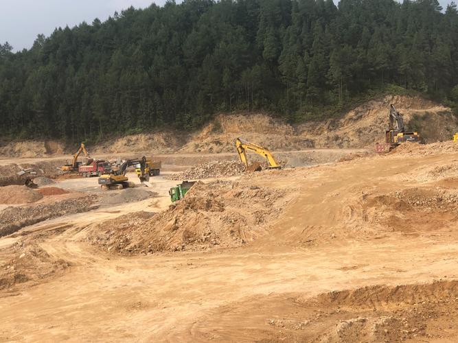 福州分公司蔡志君團隊承建屏南藥膳小鎮水景公園項目土石方工程紀實（2019年6月5日）